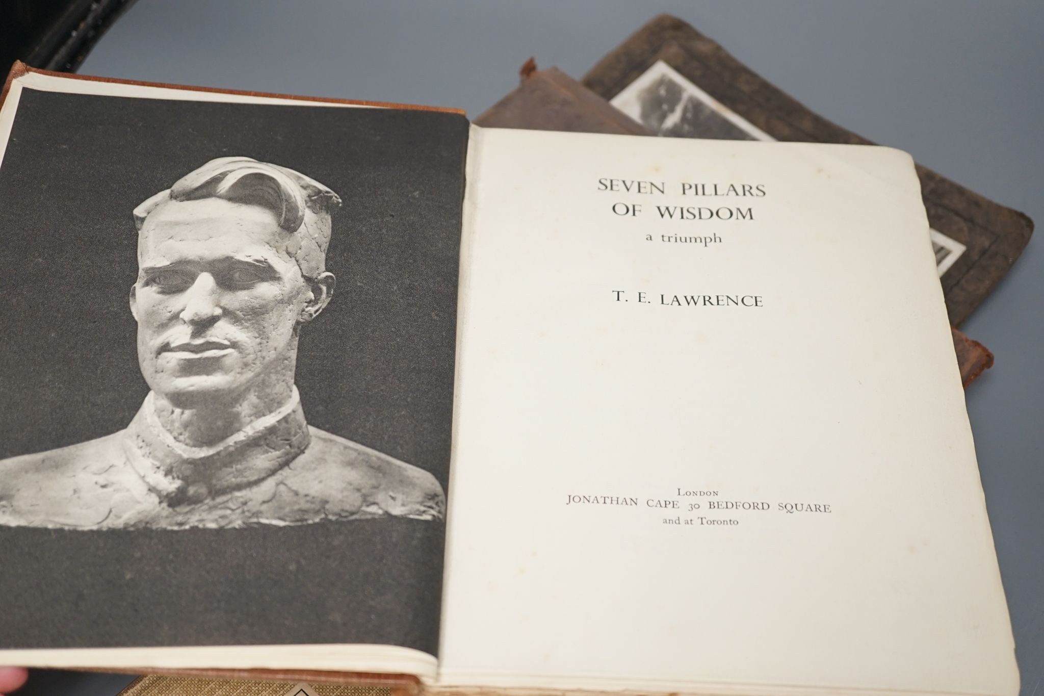 A coloured Mannikin Human Bodybook, Seven Pillars of Wisdom, Omarkhayam, 1930's International Horse & Hound Show and Venice, A Sketch Book by Fred Richards (5)